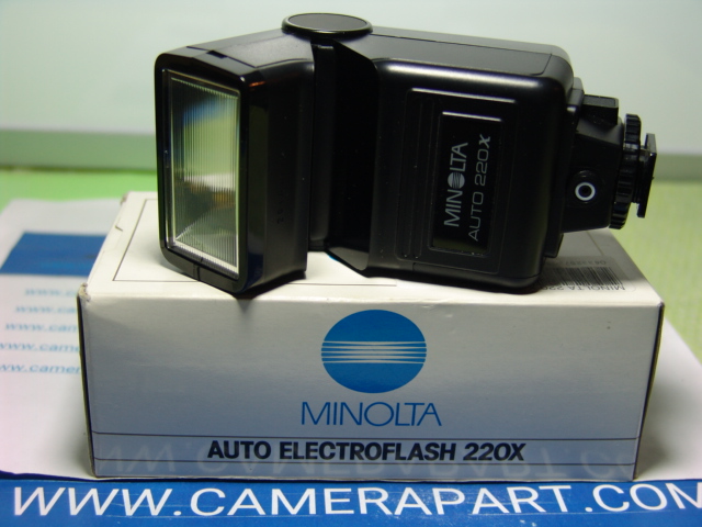 MINOLTA ELECTROFLASH 220X