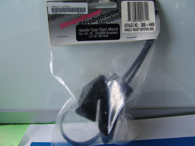 STROBOFRAME HANDLE FLASH MOUNT 
