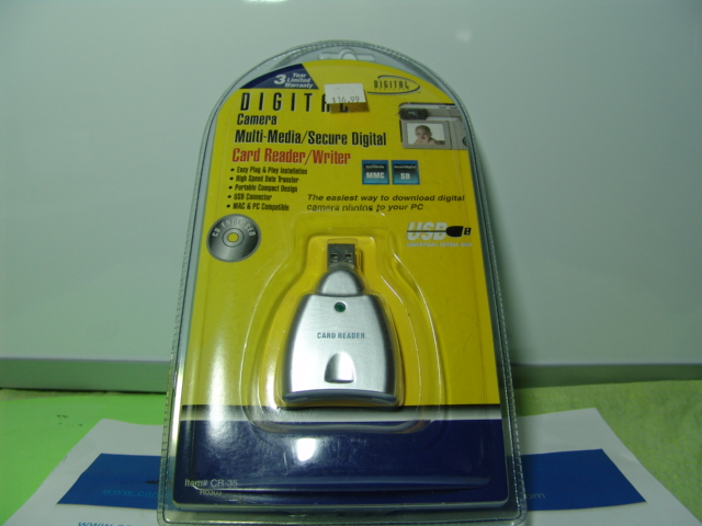 MULTI MEDIA /SECURE DIGITAL CARD READER/WRITER