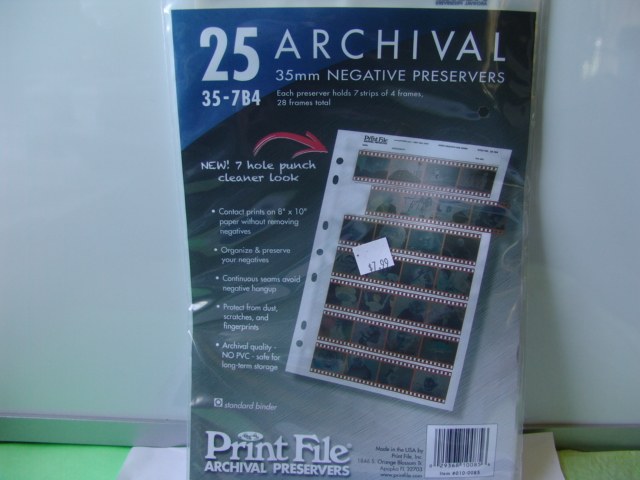 25 ARCHIVAL 35MM NEGATIVE PRESERVERS