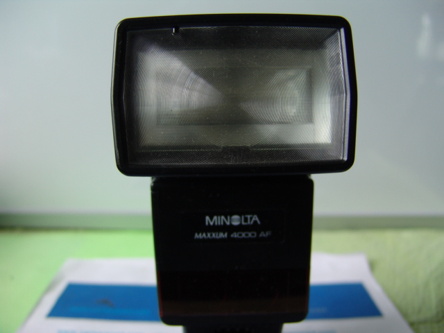 MINOLTA PROGRAM 4000 AF FLASH