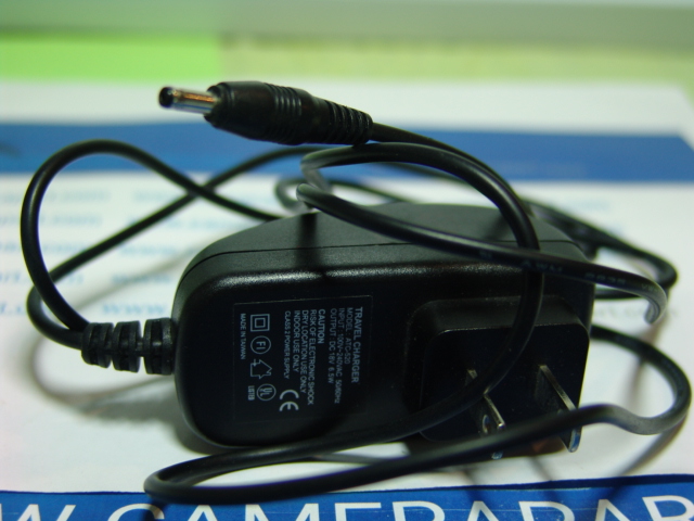TRAVEL CHARGER ATC-520